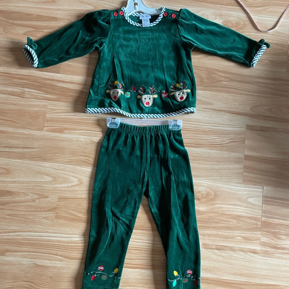 Adorable Le Top 2-Piece Vintage Velvet Christmas Set - Sz 3T